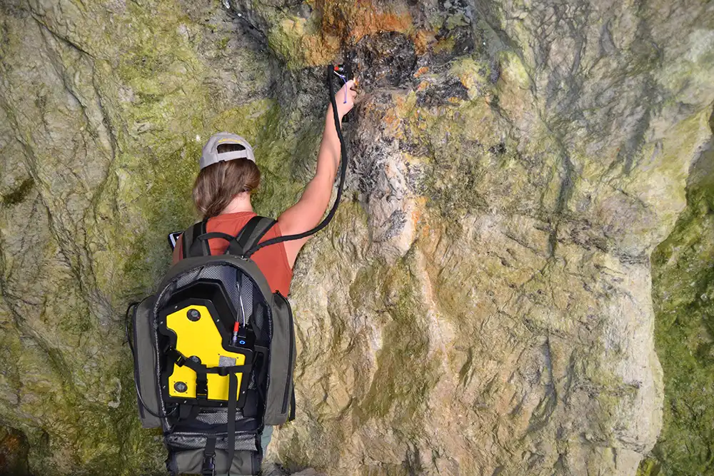 Near Infra-Red Spectroscopy (NIR) 1 Near Infra-Red Spectroscopy (NIR) 1